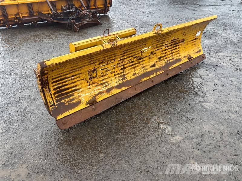 Coté 8 ft Snow Plow Снігоочищувальні ножі та плуги