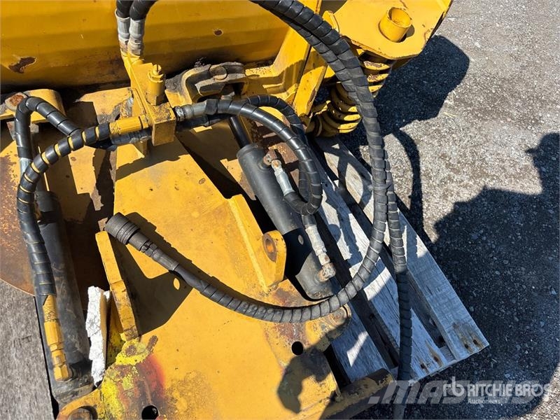 Cote KL6000 5 ft Hydraulic Snow Plow - Fits SideWalk pl Hojas y cuñas quitanieves