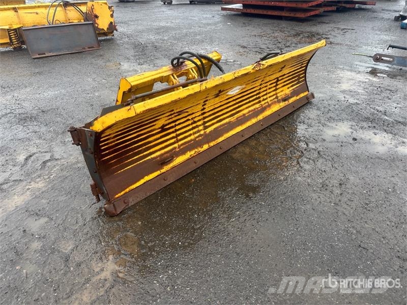  Coté KL6000 8 ft Snow Plow Lumiaurat
