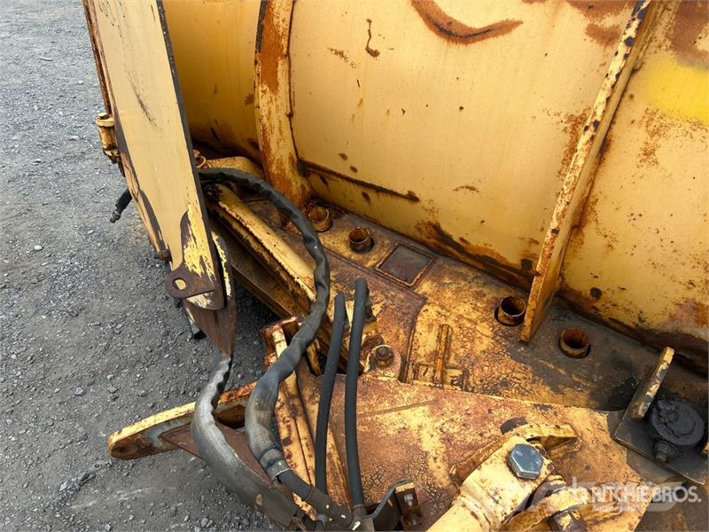 Cote OH4000 12 ft Hydraulic Reversing Snow Plow - Fits Snöblad och plogar