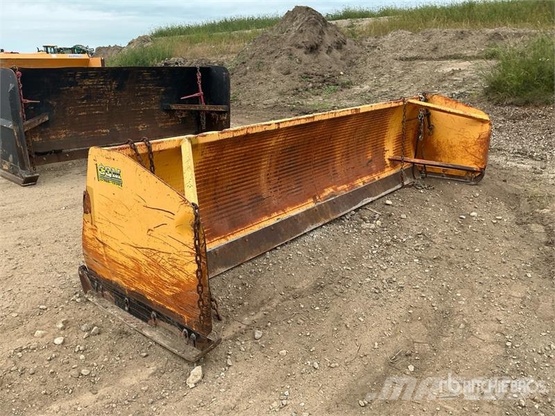 CQM 14 ft Snow Plow Chasse neige