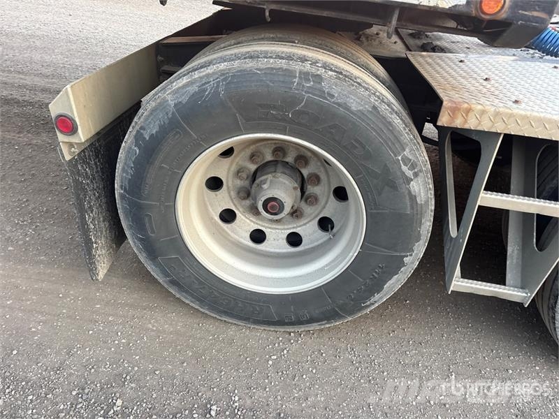 Cross Country 32 ft Tri/A B-Train Lead Flatbed Tra Prikolice platforme/otvoreni sanduk