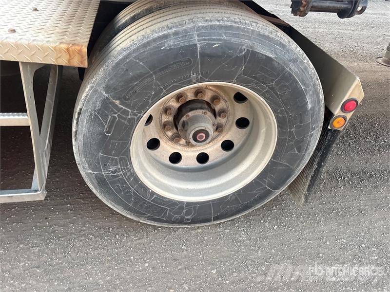 Cross Country 32 ft Tri/A B-Train Lead Flatbed Tra Prikolice platforme/otvoreni sanduk