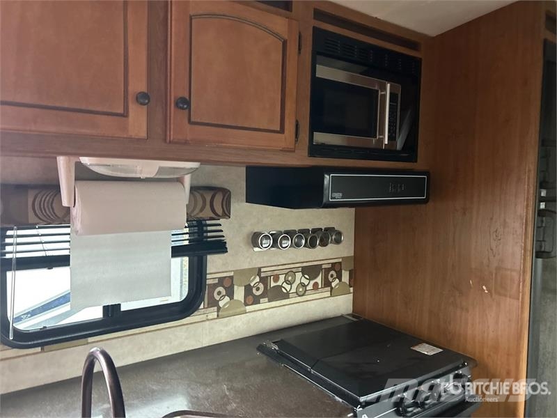  crossroad RV Sunset Trail 29SS 29 ft T/A Travel Tr مقطورات أخرى