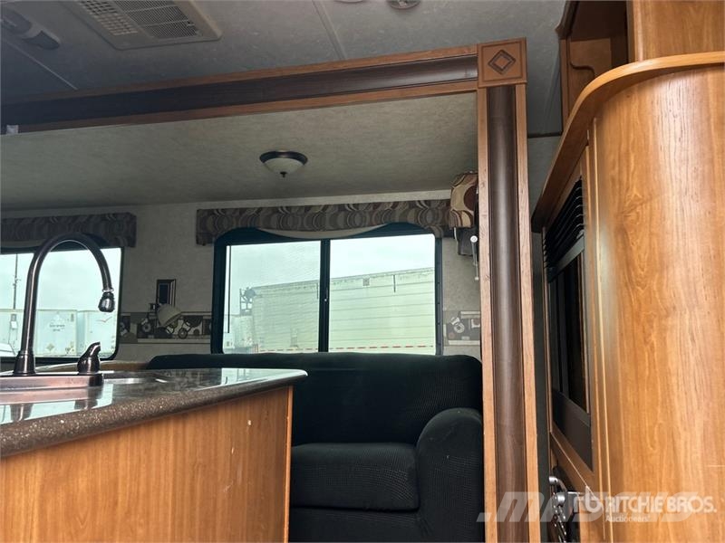  crossroad RV Sunset Trail 29SS 29 ft T/A Travel Tr مقطورات أخرى