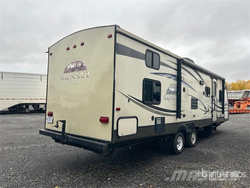  Crossroad Sunset Trail 29SS 29 ft T/A Travel Trail مقطورات أخرى