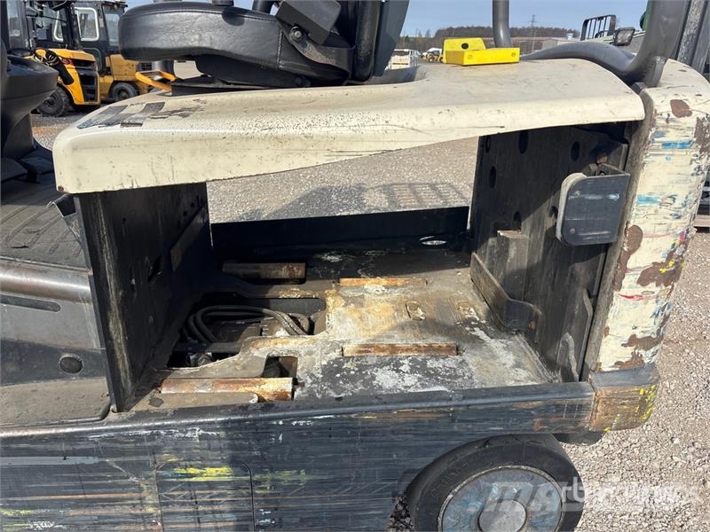Crown 3850 lb Cushion Tire Forklift شاحنات ذات رافعات شوكية - أخرى