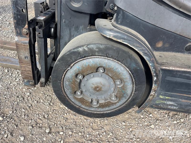 Crown 3850 lb Cushion Tire Forklift شاحنات ذات رافعات شوكية - أخرى