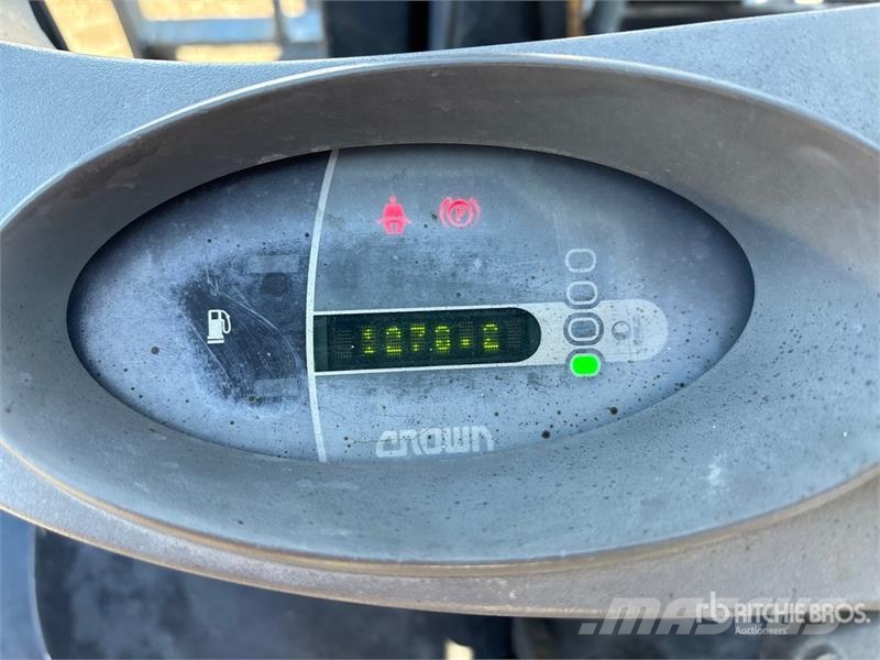 Crown C51050-50 4350 lb Cushion Tire Forklift Empilhadores - Outros