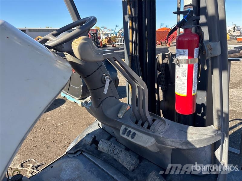 Crown C51050-50 4350 lb Cushion Tire Forklift Empilhadores - Outros
