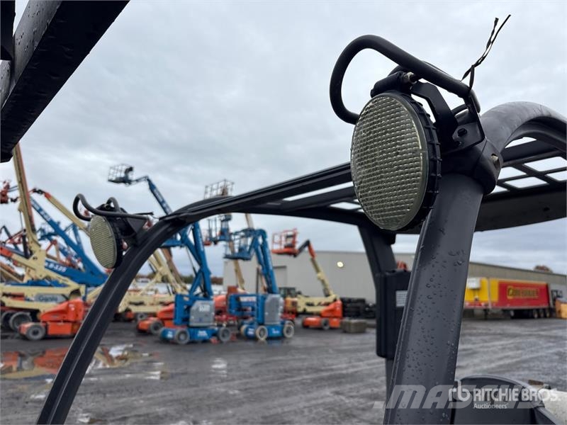 Crown C51050-50 5000 lb Pneumatic Tire Forklift Viljuškari - ostalo