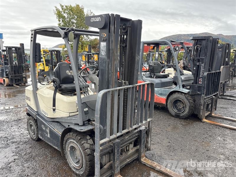Crown C51050-50 5000 lb Pneumatic Tire Forklift Viljuškari - ostalo