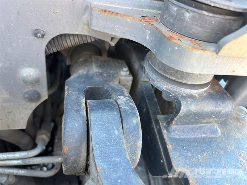 Crown C5105050 4775 lb Forklift Вилични кари-повдигачи - други