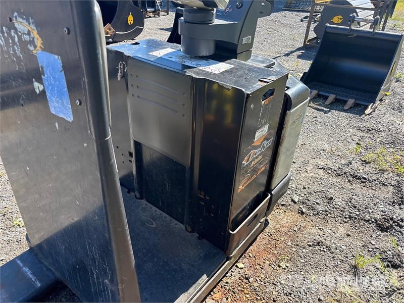 Crown PC4500-80 8000 lb Electric Pallet Jack Ručni paletni viličar