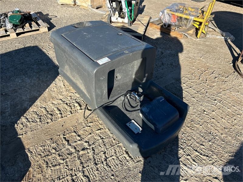 Crown PHS-5 Electric Portable Hand Washing Sin Other components