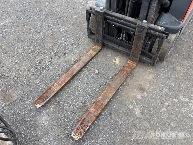 Crown RC5540-40 3650 lb Electric Forklift Akumulátorové vozíky