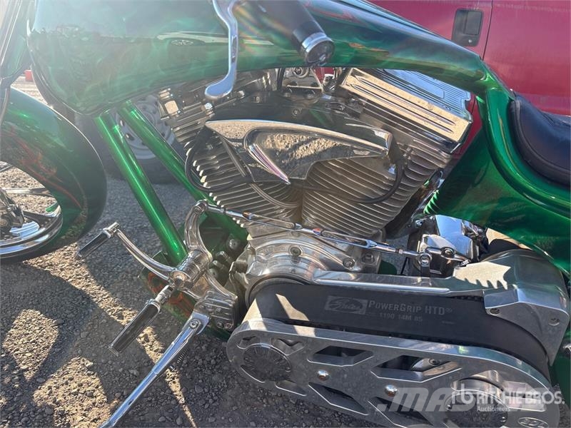 Cruiser Bike (Inoperable) Henkilöautot