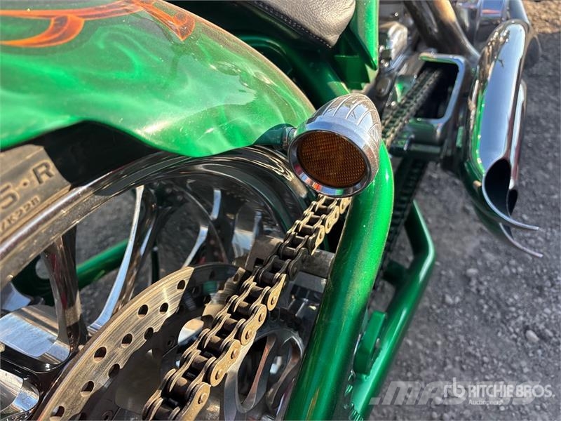 Cruiser Bike (Inoperable) Henkilöautot