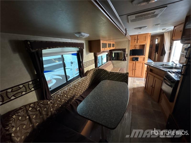 Cruiser RV Shadow 260BHS 25 ft T/A Travel Trailer Kitos priekabos