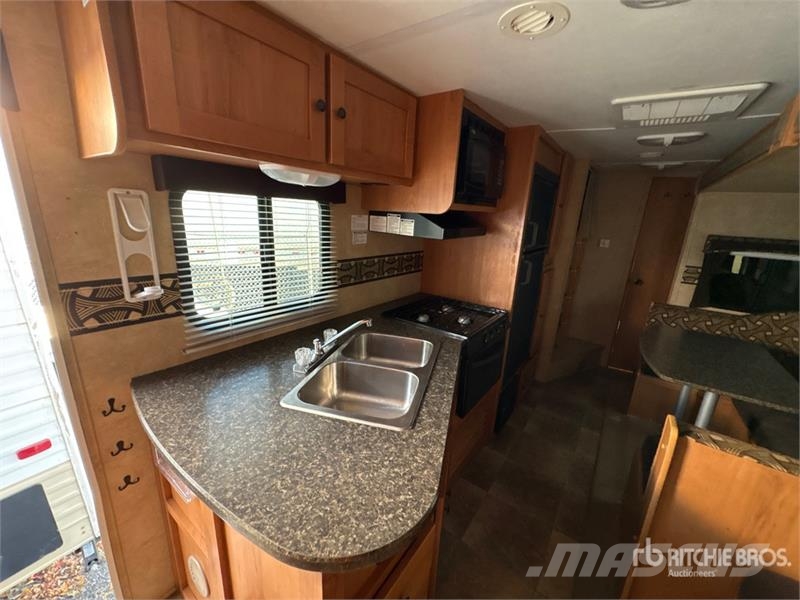 Cruiser RV Shadow 260BHS 25 ft T/A Travel Trailer Kitos priekabos