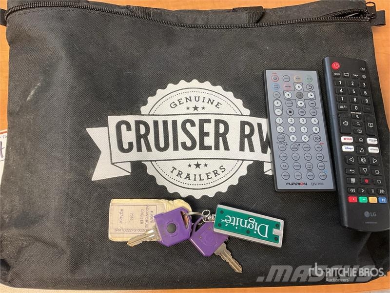Cruiser RV Shadow 277BHS 22 ft T/A Travel Trailer Egyéb pótkocsik