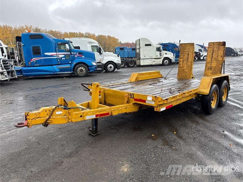  Custom Built 14 ft T/A Equipment Trailer مقطورات مركبات نقل
