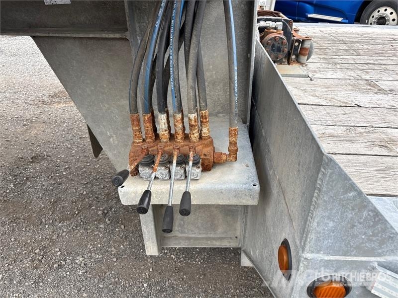 Dalji 20406 kg 45 ft Tri/A Gooseneck Equipment Tra Járműszállító pótkocsik