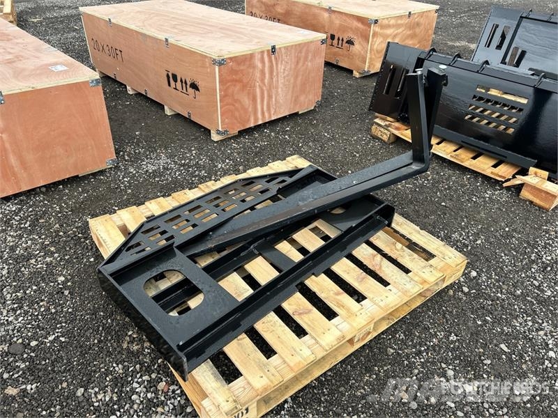 DCH 58 in Skid Steer Forks (Unused) Вили