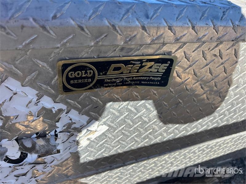  Dee Zee Diesel Fuel Tank Kraftstoff- und Zusatzstoffbehälter