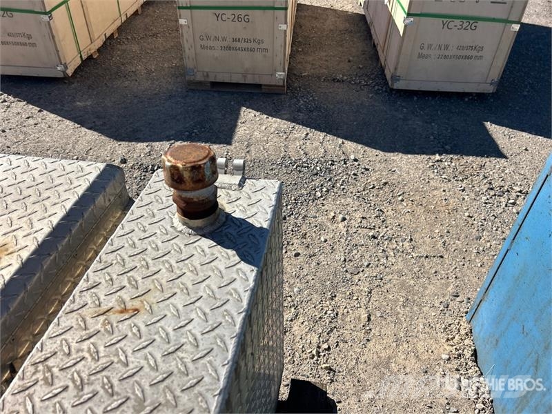  Dee Zee Diesel Fuel Tank Kraftstoff- und Zusatzstoffbehälter