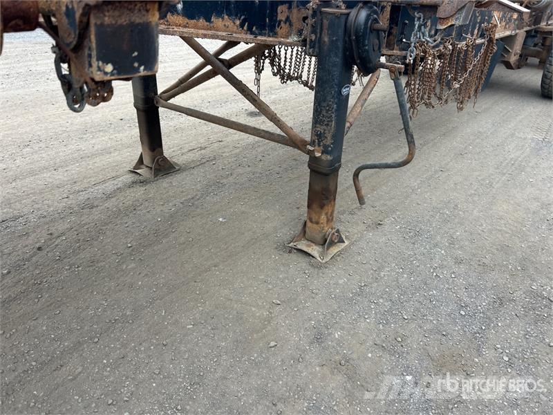Deloupe GA50 51 ft Quad/A Log Trailer Timber trailers