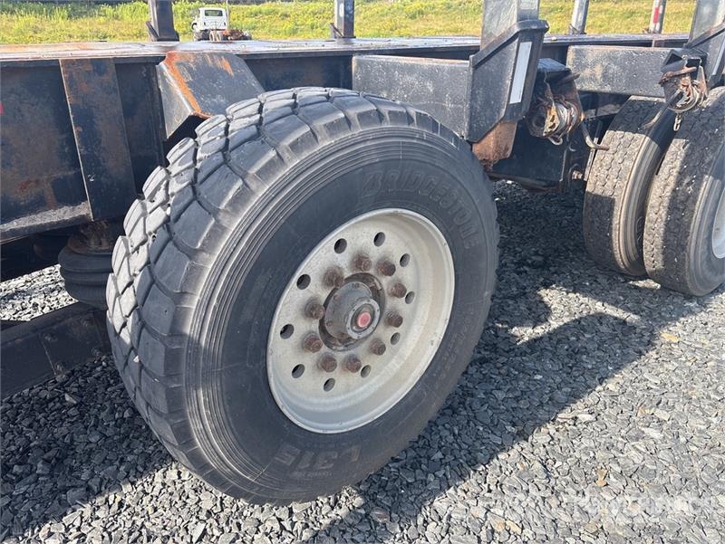 Deloupe GB48 48 ft Quad/A Log Trailer Maderas