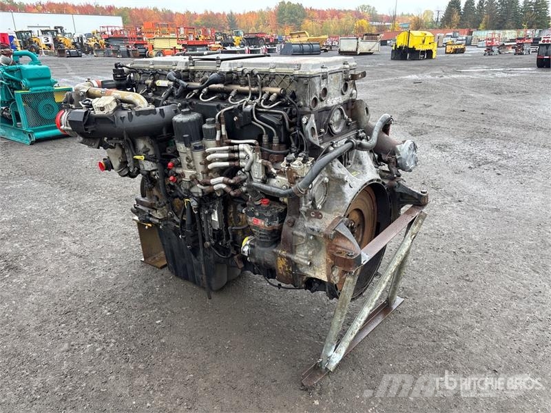 Detroit DD15 560 hp Engine Kargo motori