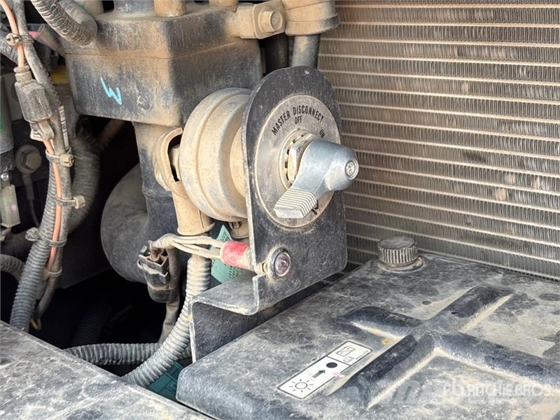 Develon DX140LCR-7 大型油圧ショベル12t以上(パワーショベル・ユンボ)