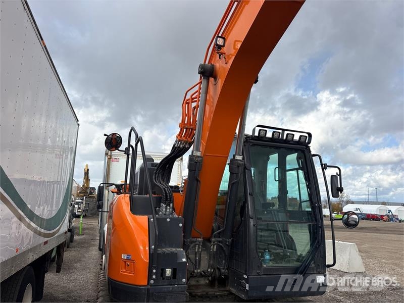 Develon DX140LCR-7 大型油圧ショベル12t以上(パワーショベル・ユンボ)