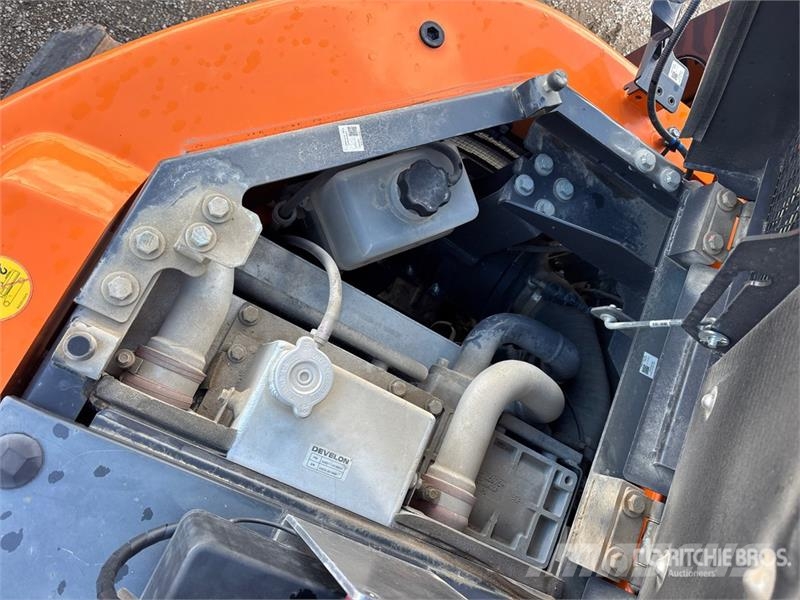 Develon DX140LCR-7 大型油圧ショベル12t以上(パワーショベル・ユンボ)