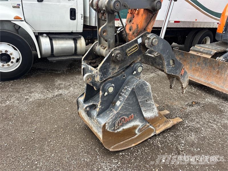 Develon DX140LCR-7 大型油圧ショベル12t以上(パワーショベル・ユンボ)