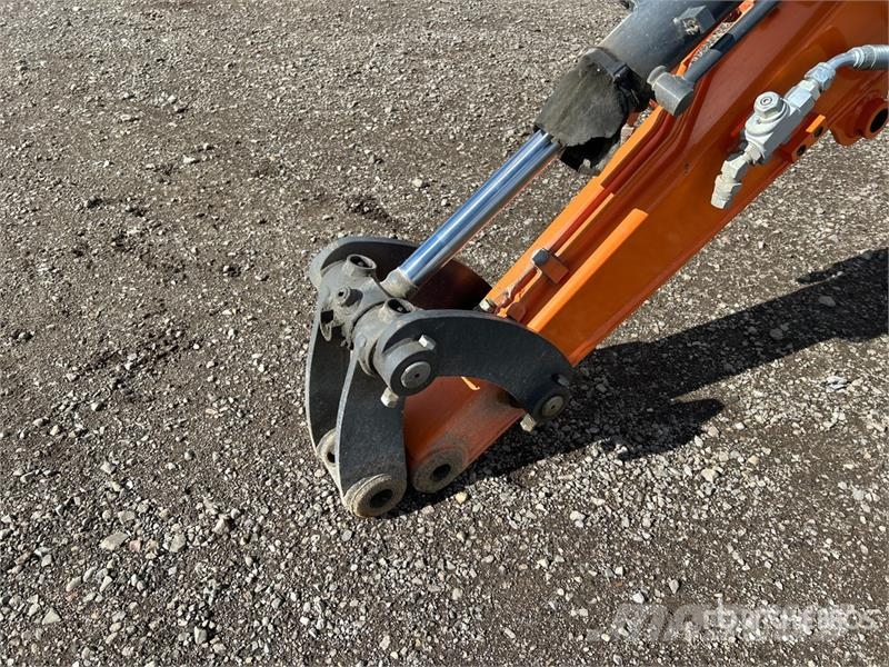 Develon DX27Z-7 Mini ekskavatori < 7 t