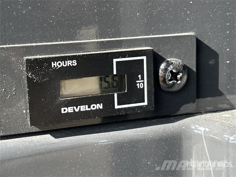 Develon DX27Z-7 Mini ekskavatori < 7 t