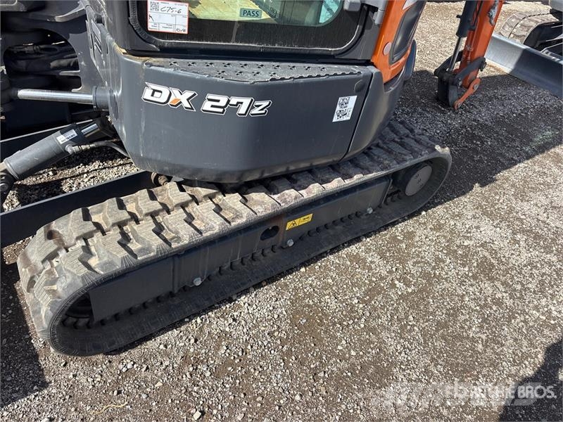 Develon DX27Z-7 Mini ekskavatori < 7 t