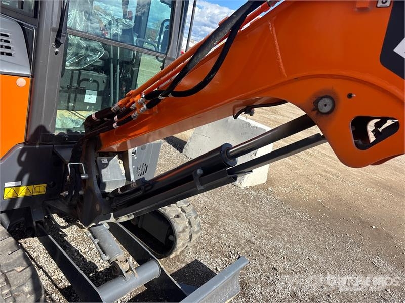 Develon DX27Z-7 Mini ekskavatori < 7 t