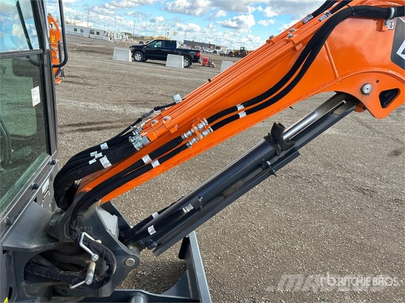 Develon DX27Z-7 Mini ekskavatori < 7 t