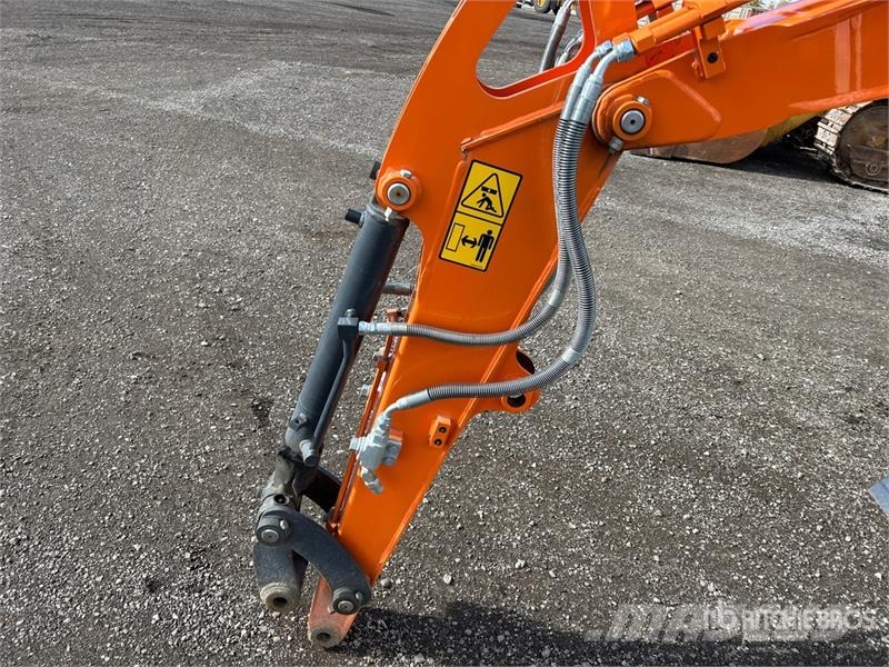 Develon DX27Z-7 Mini ekskavatori < 7 t