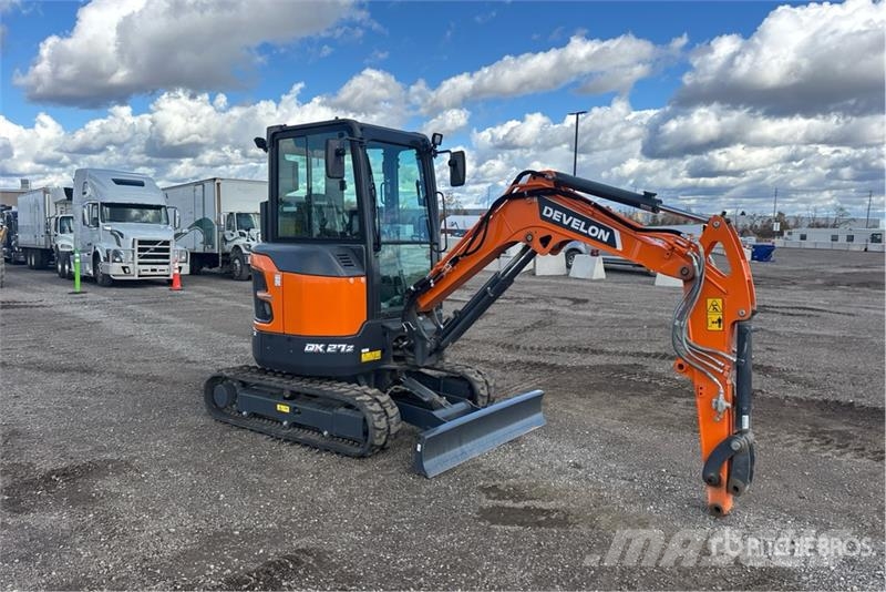 Develon DX27Z-7 Mini ekskavatori < 7 t