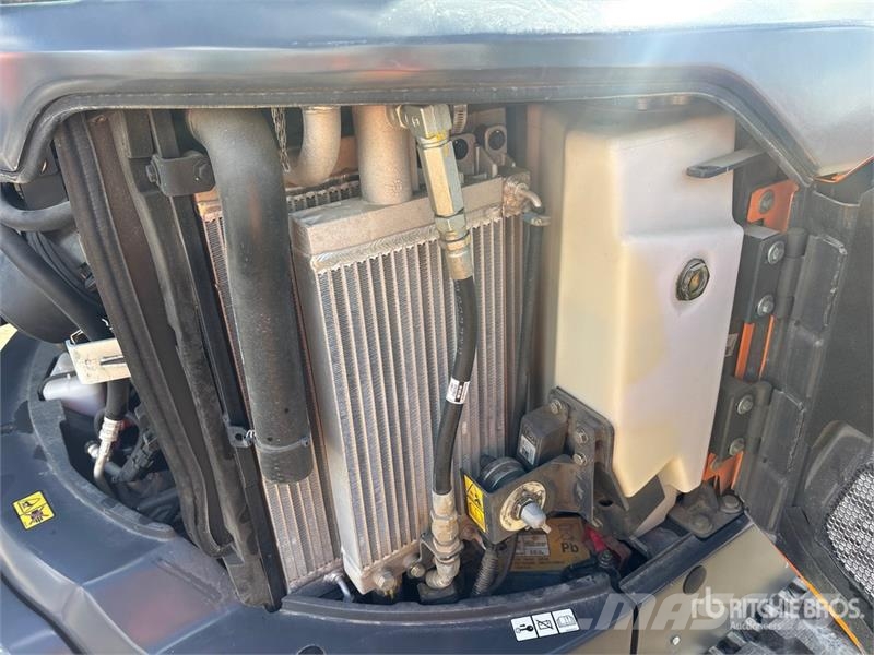 Develon DX35Z-7 Mini bagri <7t