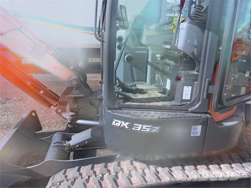 Develon DX35Z-7 Mini ekskavatori < 7 t