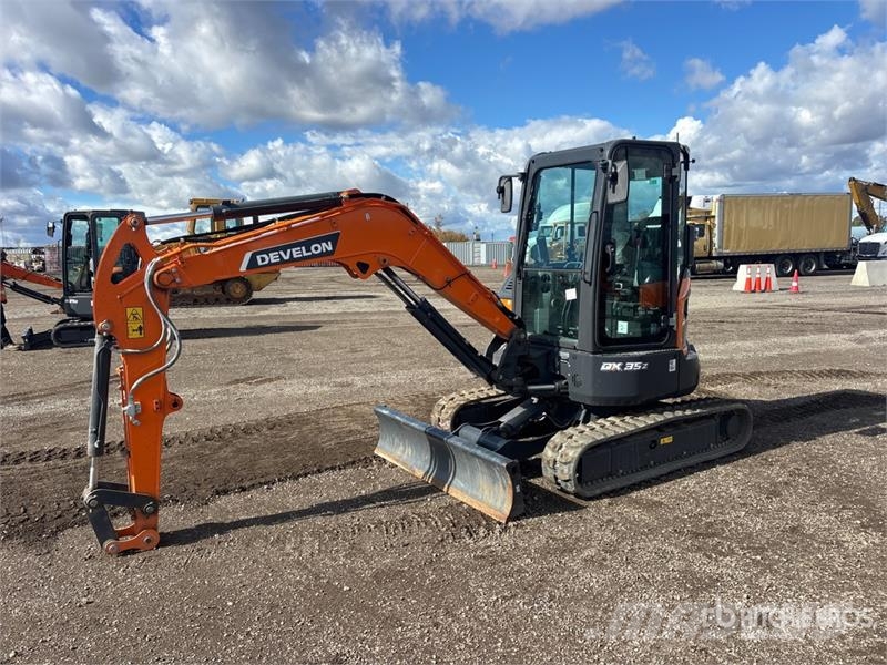 Develon DX35Z-7 Mini ekskavatori < 7 t
