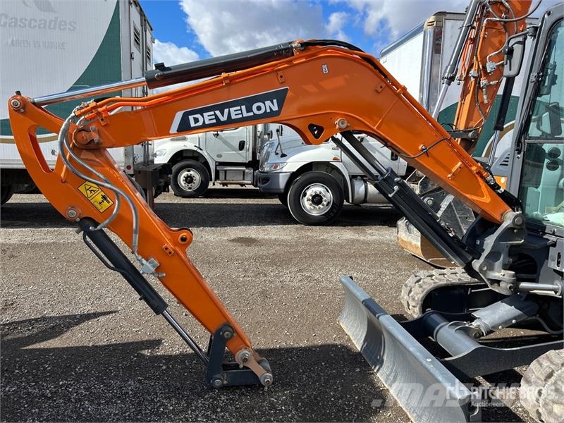 Develon DX35Z-7 Mini ekskavatori < 7 t