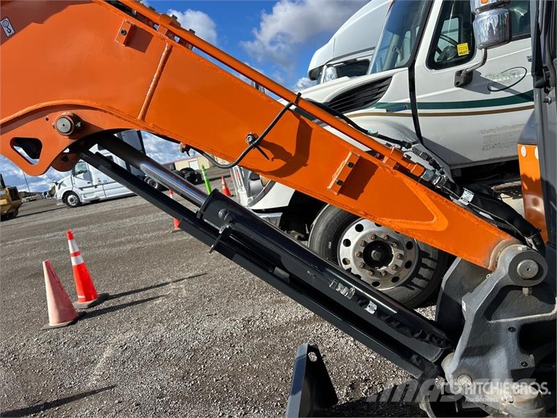 Develon DX35Z-7 Mini bagri <7t