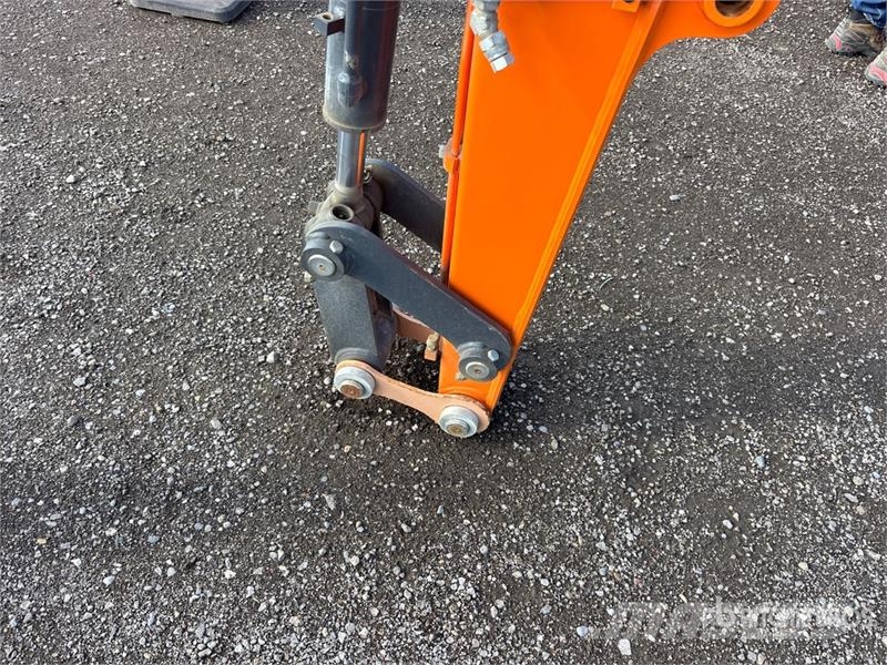 Develon DX35Z-7 Mini bagri <7t
